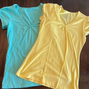 Yellow v-neck shirt